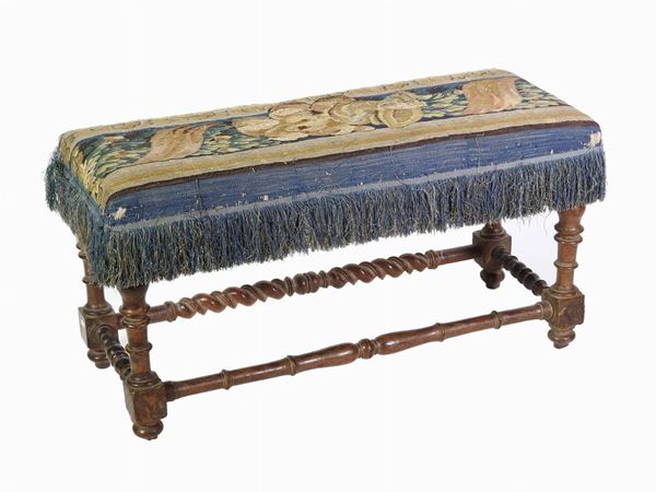 A Walnut Bench  (17th Century)  - Auction The Riz Ortolani and Katyna Ranieri collection / Forniture and Art objects  - II - II - Maison Bibelot - Casa d'Aste Firenze - Milano