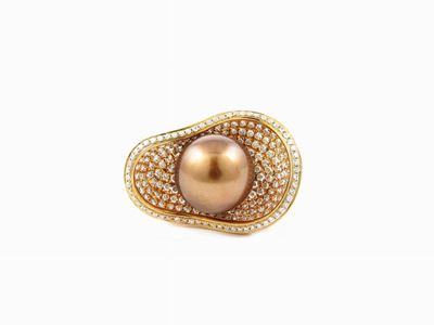 Anello in Oro Rosa con Diamanti e Perla Coltivata Bronzea
