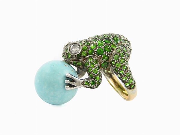 14KT yellow gold and silver animalier-shaped ring with diamonds, tsavorite garnets and turquoise