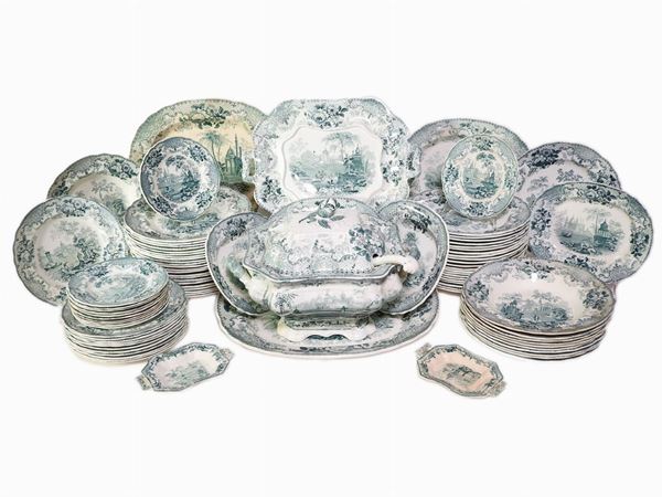 A Pottery Dish Set  (England, late 19th Century)  - Auction The Riz Ortolani and Katyna Ranieri collection / Forniture and Art objects  - II - II - Maison Bibelot - Casa d'Aste Firenze - Milano