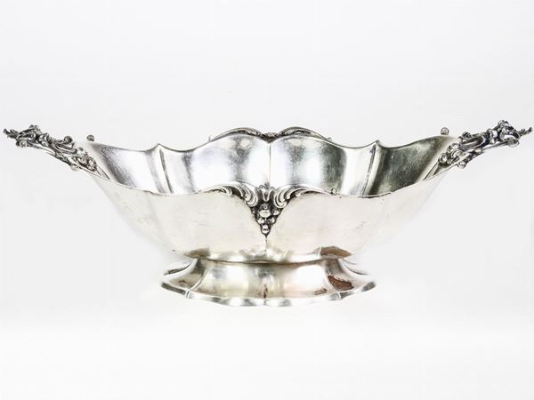 A Silver Bon Bon Bowl  (Milan, 1930s)  - Auction The Riz Ortolani and Katyna Ranieri collection / Forniture and Art objects  - II - II - Maison Bibelot - Casa d'Aste Firenze - Milano