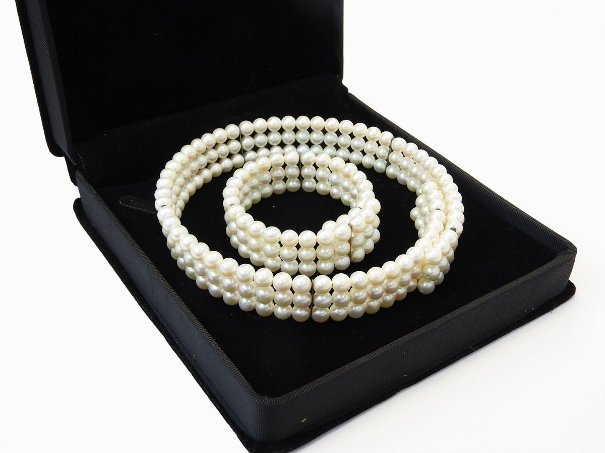 Demi Parure Girocollo e Bracciale Semirigidi in Perle Coltivate