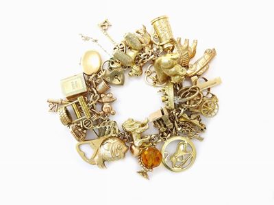Bracciale "charms" in Oro Giallo Prevalentemente 375/1000