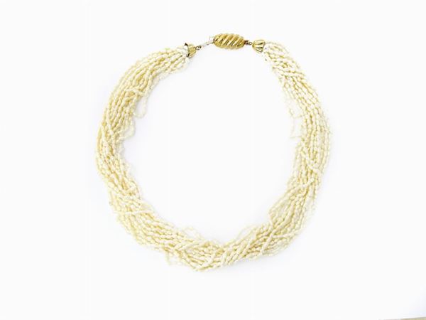 Cultured freshwater rice grains pearls necklace with yellow gold clasp