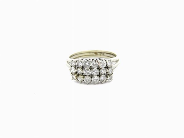 White gold panel ring with diamonds