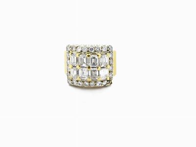 Anello a Piastra in Oro Giallo e Bianco con Diamanti