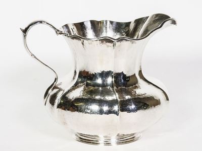 Caraffa in Argento Martellato