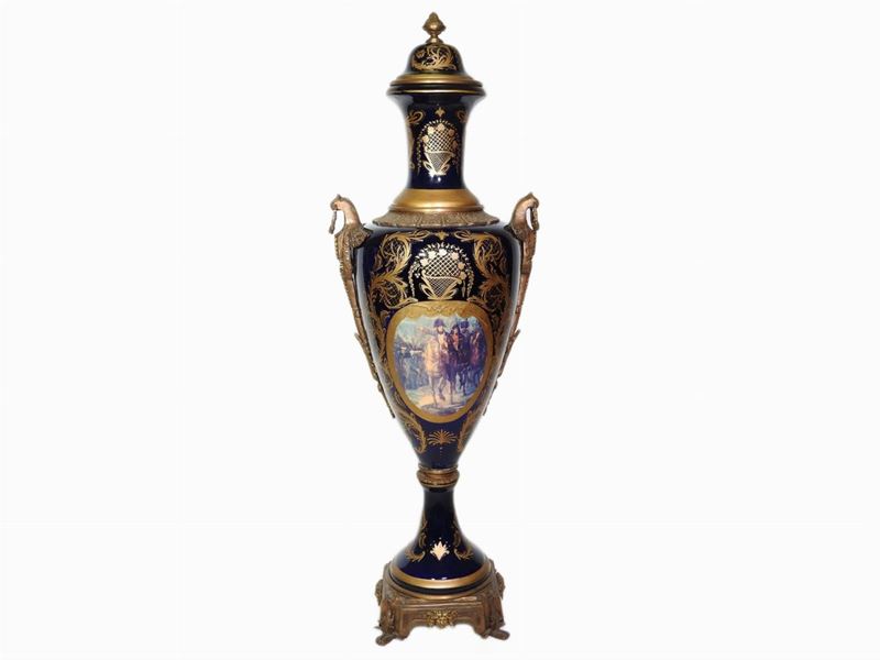 Grande Vaso in Ceramica nello Stile di Sèvres