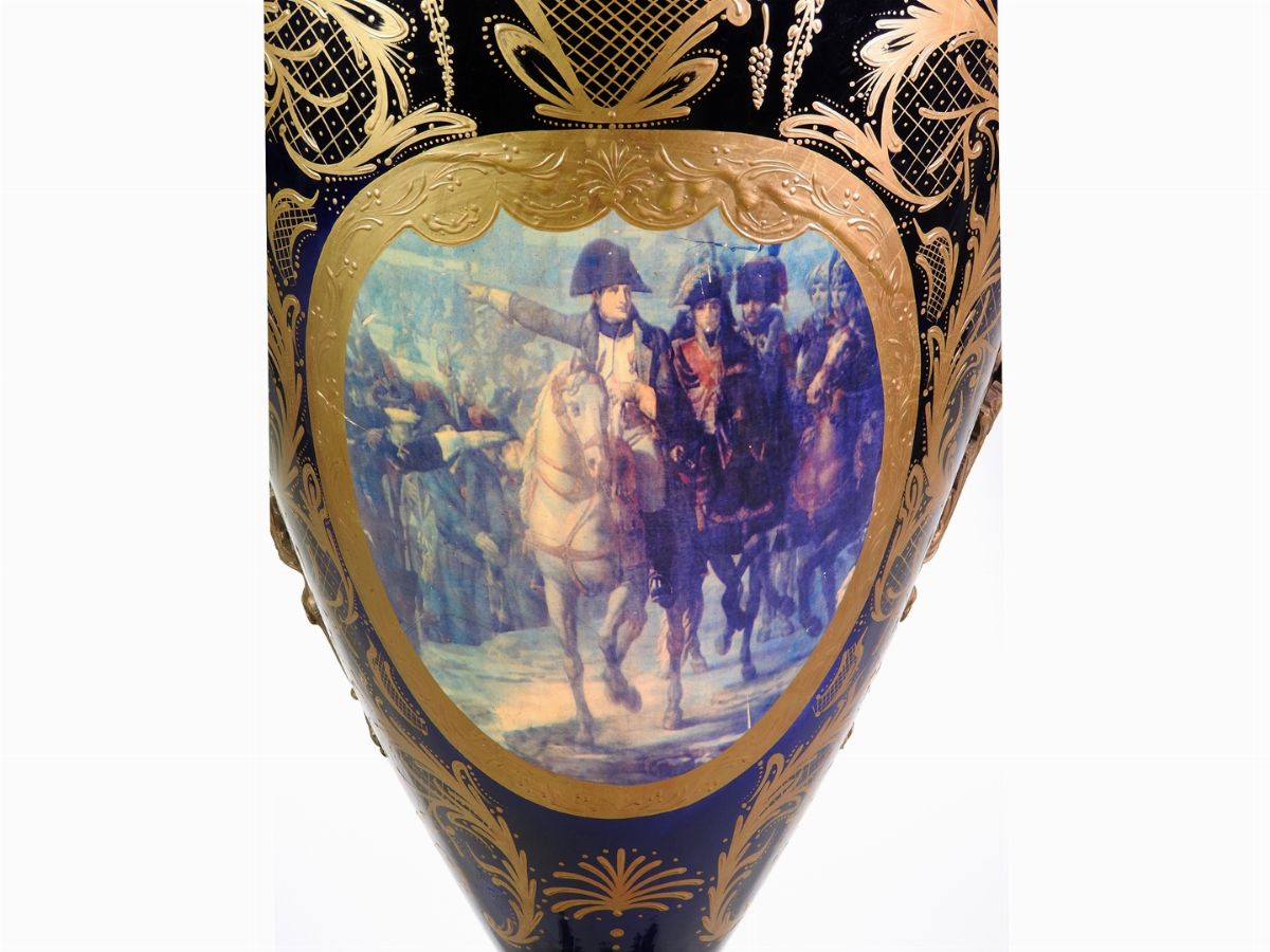Grande Vaso in Ceramica nello Stile di Sèvres