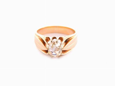 Anello in Oro Giallo con Diamante