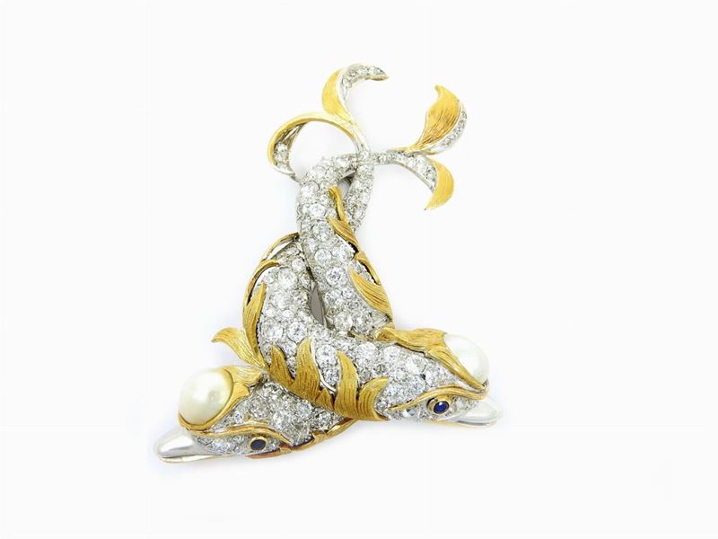 Demi Parure a Motivi Animalier Spilla e Orecchini in Oro Giallo, Diamanti, Perle e Zaffiri