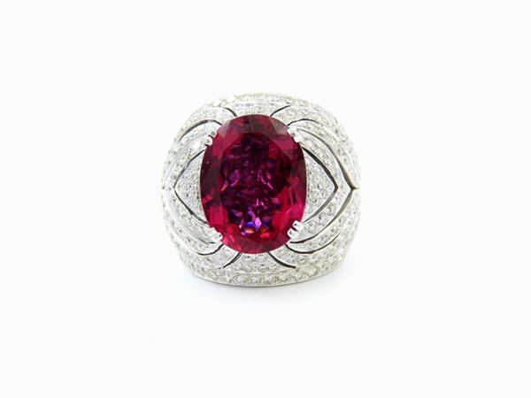 White gold high band ring with diamonds and rubellite tormaline