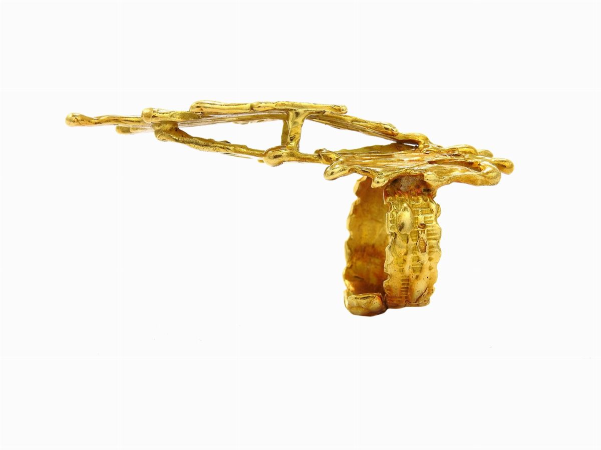 Anello Design di Esa Mazzotti in Oro Giallo