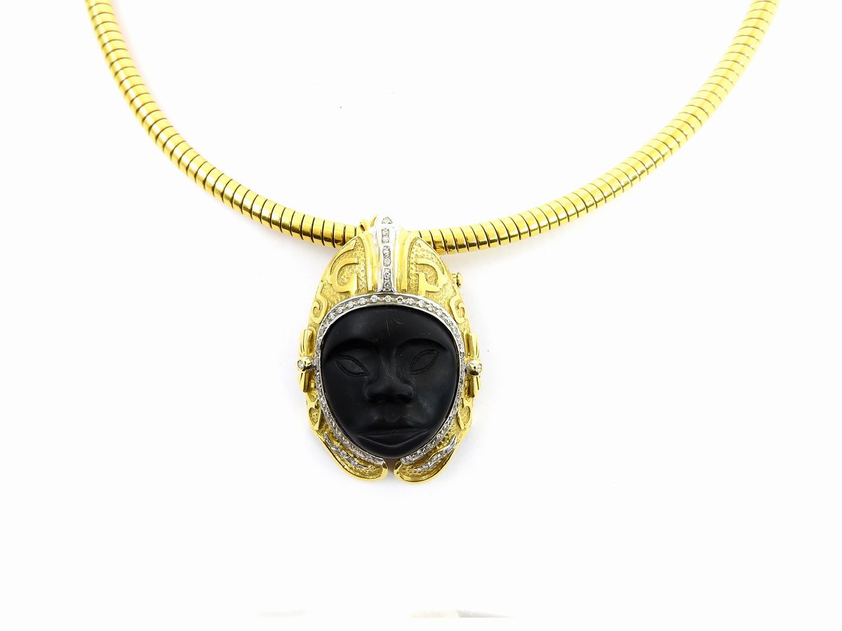 Girocollo Tubogas in Oro Giallo con Pendente Trovato in Oro Giallo e Bianco, Diamanti e Onice