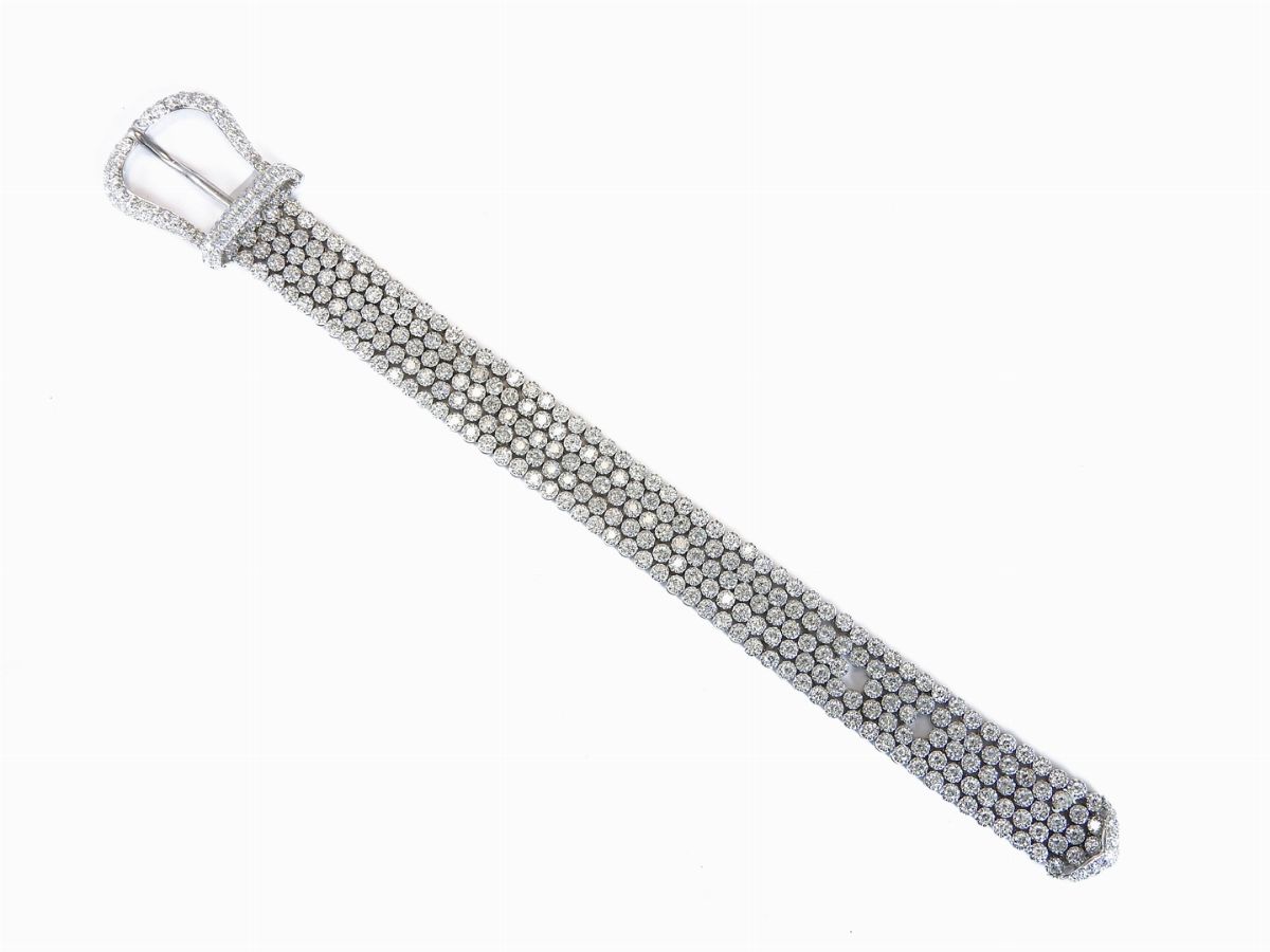 Bracciale a Maglia Morbida in Oro Bianco e Diamanti