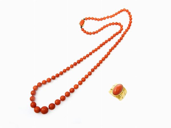 Demi parure of graduated red coral necklace with yellow gold clasp and ring