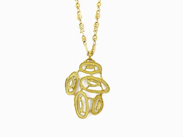 Yellow gold fancy links Roman long chain with pendant