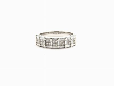 Anello in Oro Bianco e Diamanti