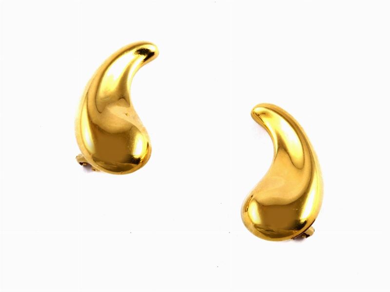 Orecchini Elsa Peretti Linea Spain per Tiffany in Oro Giallo