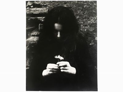 Ritratto di Donna con Fiore 1970
