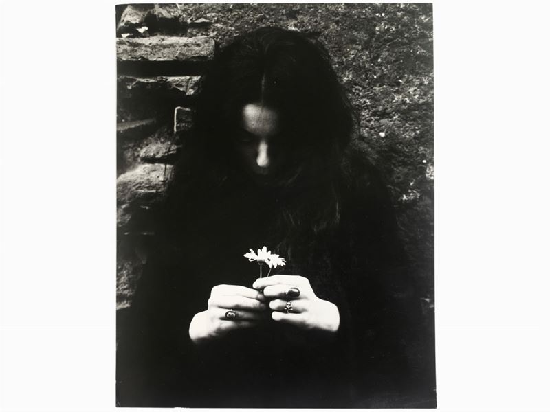 Alessandro Becchetti - Ritratto di Donna con Fiore 1970