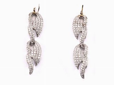 Orecchini Pendenti in Oro Bianco e Diamanti