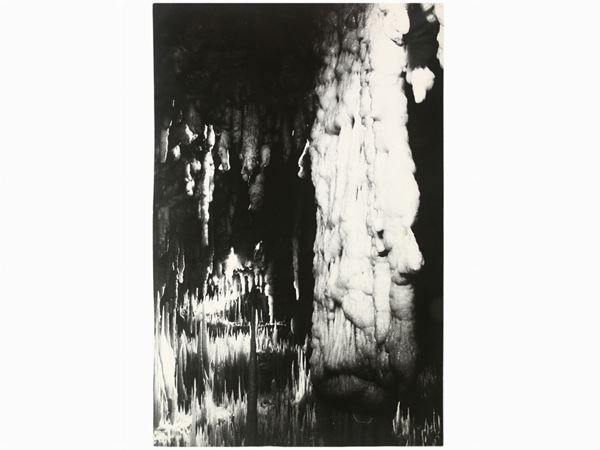 Calogero Cascio : Grotte di Castellana Puglia 1969  ((1930-2015))  - Asta Fotografie tra Ottocento e Novecento - Maison Bibelot - Casa d'Aste Firenze - Milano