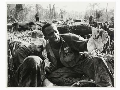 Army Medic Helping Wounded Soldier Chu Pong Vietnam 1969