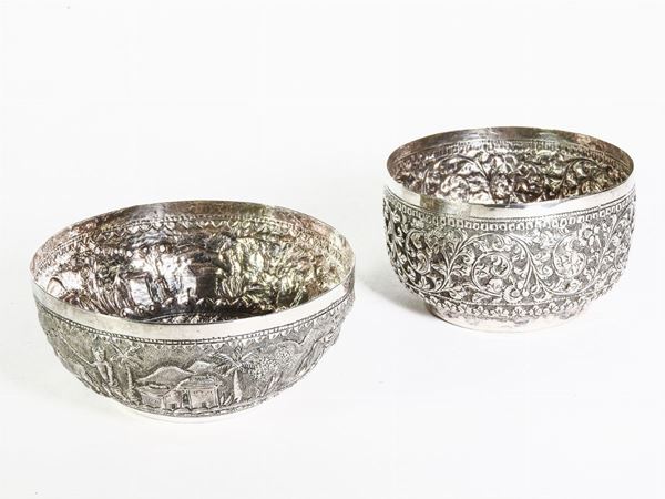 Two Silver Bowls  - Auction The Riz Ortolani and Katyna Ranieri collection / Forniture and Art objects  - II - II - Maison Bibelot - Casa d'Aste Firenze - Milano