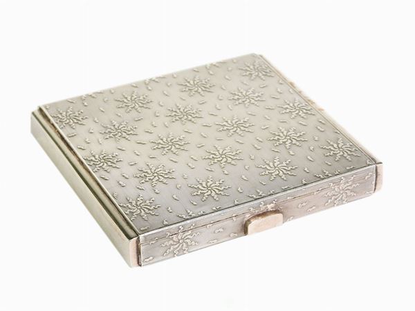 A Sterling Silver Compact