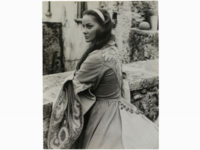 Ritratto di Alida Valli sul Set di "senso" 1954