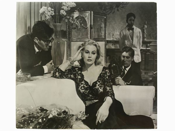 Pierluigi Praturlon - Fotografie di scena del film "La dolce vita" con Anita Ekberg