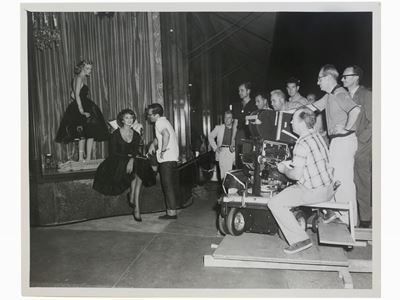 Fotografia di Scena con Sofia Loren e la Troupe Cinematografica