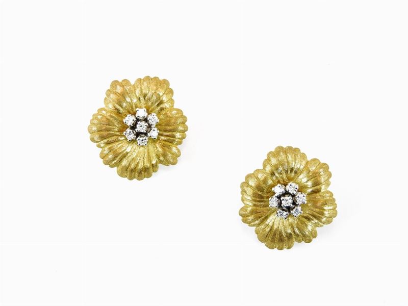 Orecchini Buccellati in Oro Giallo Satinato e Diamanti
