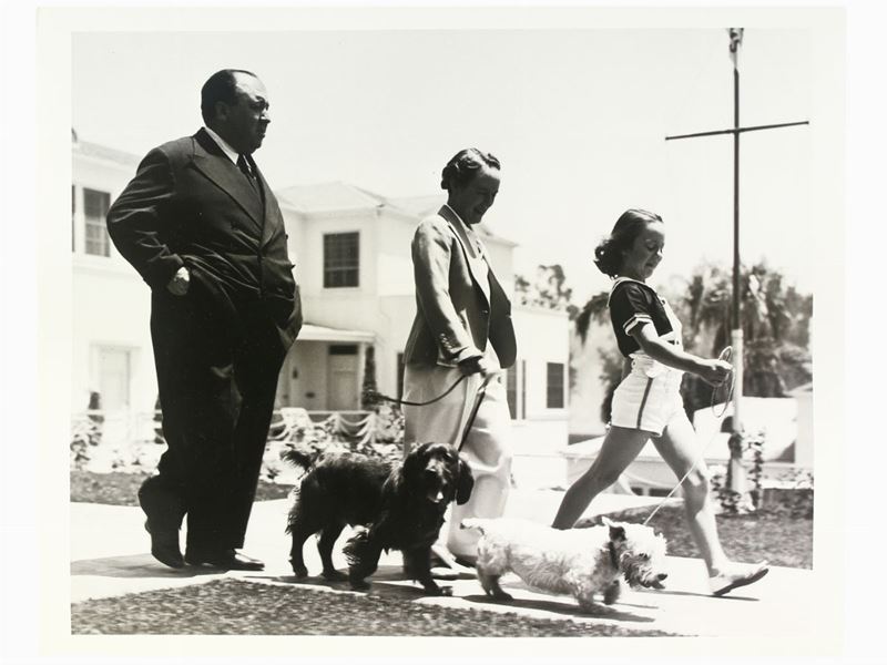 Peter Stackpole - Alfred Hitchcock With Family And Dogs