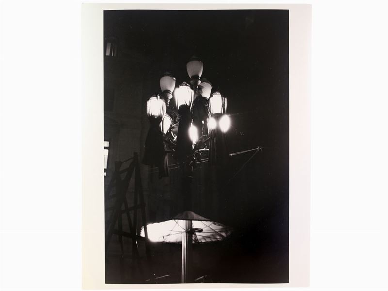 Alfred Eisenstaedt - Street Lamp in New York