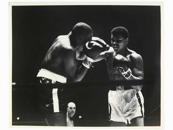 George Silk : Doug Jones VS Cassius Clay, 1963  ((1916-2004))  - Auction Photographs - Maison Bibelot - Casa d'Aste Firenze - Milano