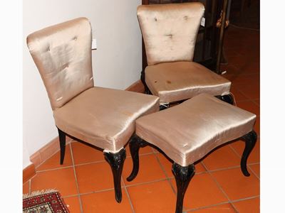 Coppia di Sedie in Legno Ebanizzato