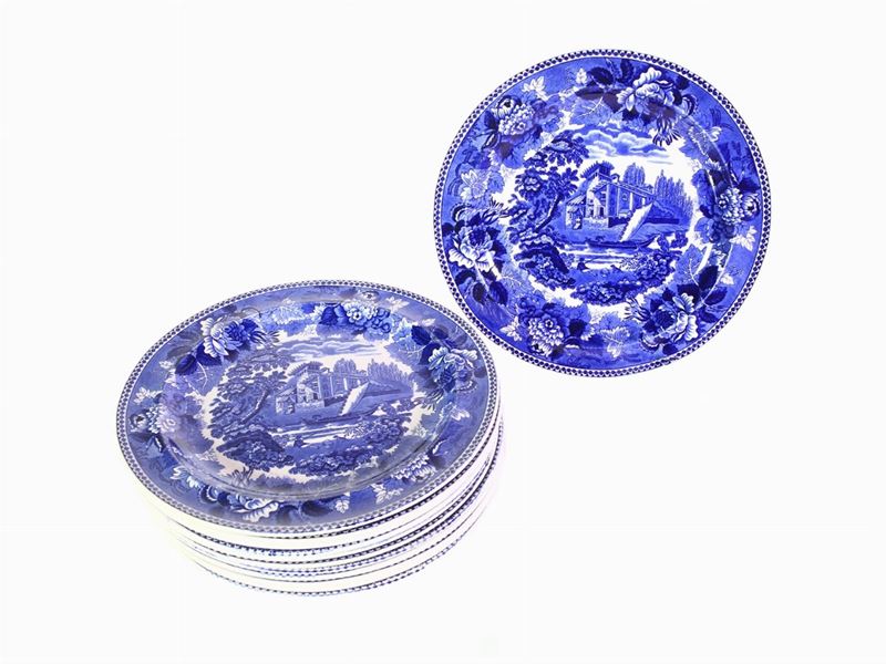 Serie di Dodici Piatti in Terraglia Wedgwood