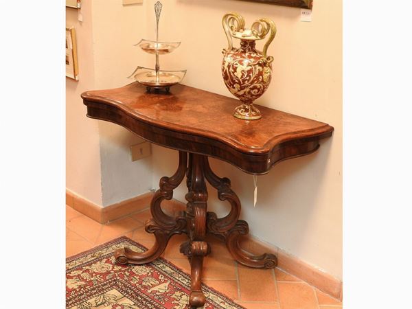 A MAhogany Veneered Game Table  (second half of 19th Century)  - Auction The Riz Ortolani and Katyna Ranieri collection / Forniture and Art objects  - II - II - Maison Bibelot - Casa d'Aste Firenze - Milano