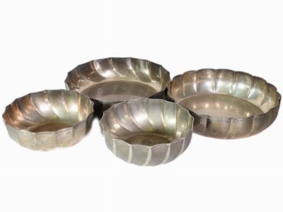 Quattro Ciotole in Metallo Argentato