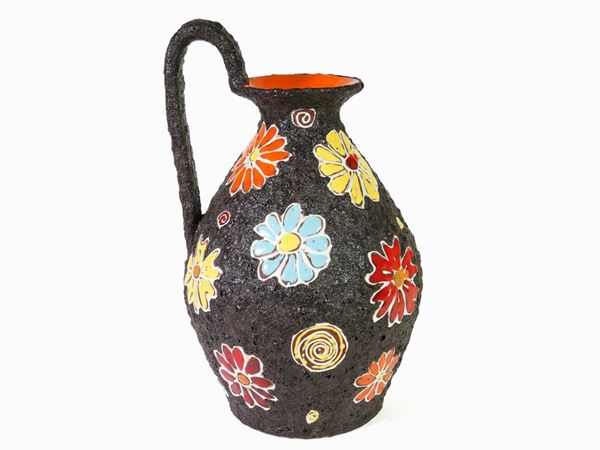 Grande brocca in ceramica maiolicata, Manifattura Santi