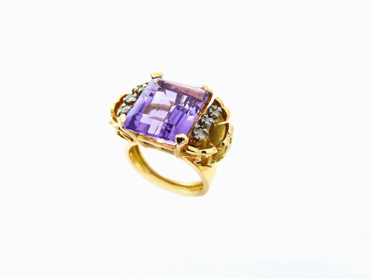 Anello in Oro Giallo 585/1000, Diamanti e Quarzo Ametista