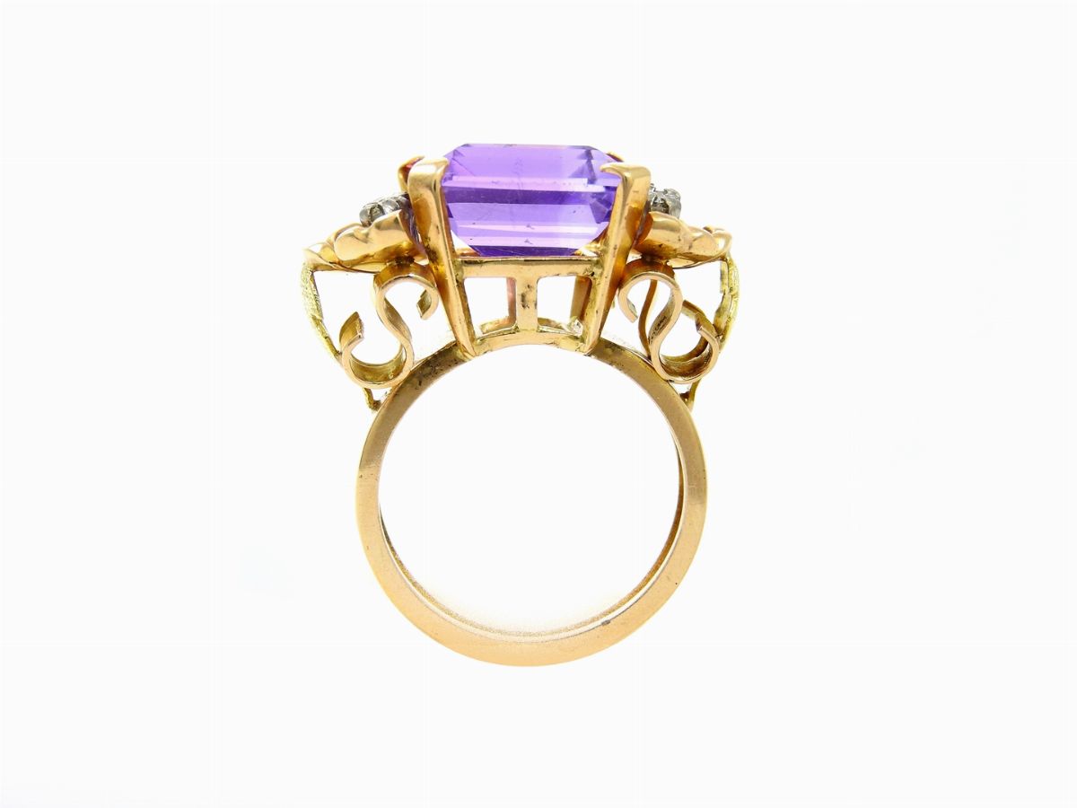 Anello in Oro Giallo 585/1000, Diamanti e Quarzo Ametista