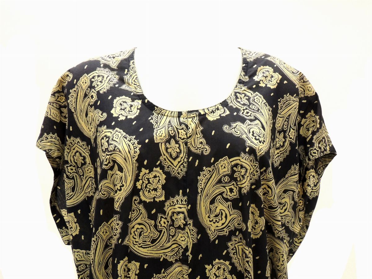 Lotto di Abbigliamento, Versace