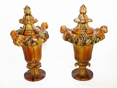 Coppia di Grandi Vasi da Giardino in Maiolica