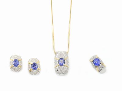 Parure Anello, Orecchini e Girocollo in Oro Bianco e Giallo con Diamanti e Tanzaniti