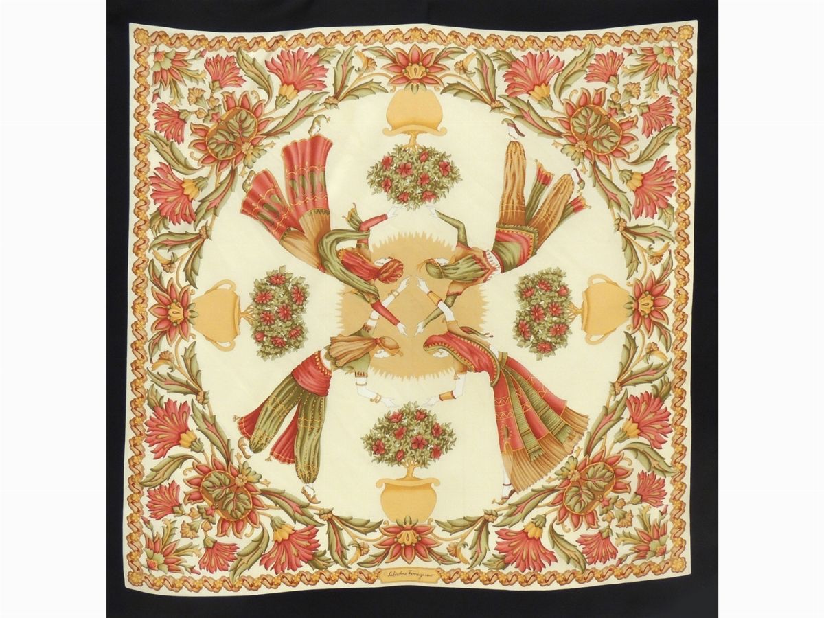 Due Foulard in Seta, Salvatore Ferragamo