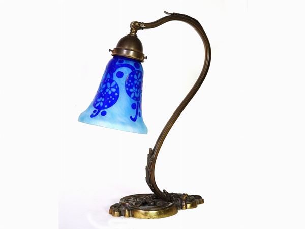 Lampada in ottone dorato