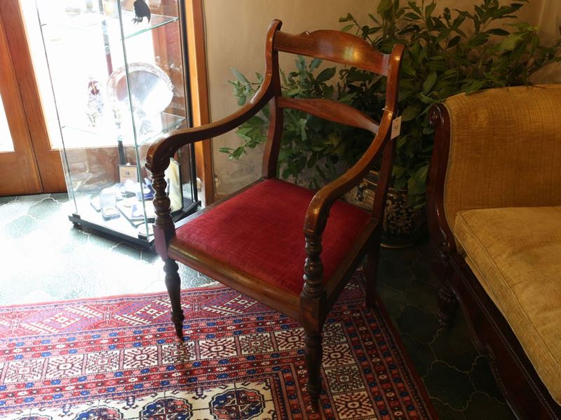 Poltroncina in Ciliegio